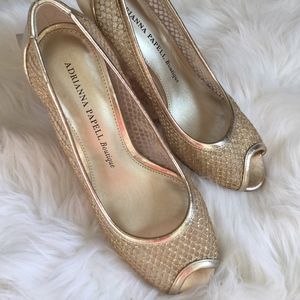 Adrianna Papell 2.5 inch Golden Peep Toe Heels